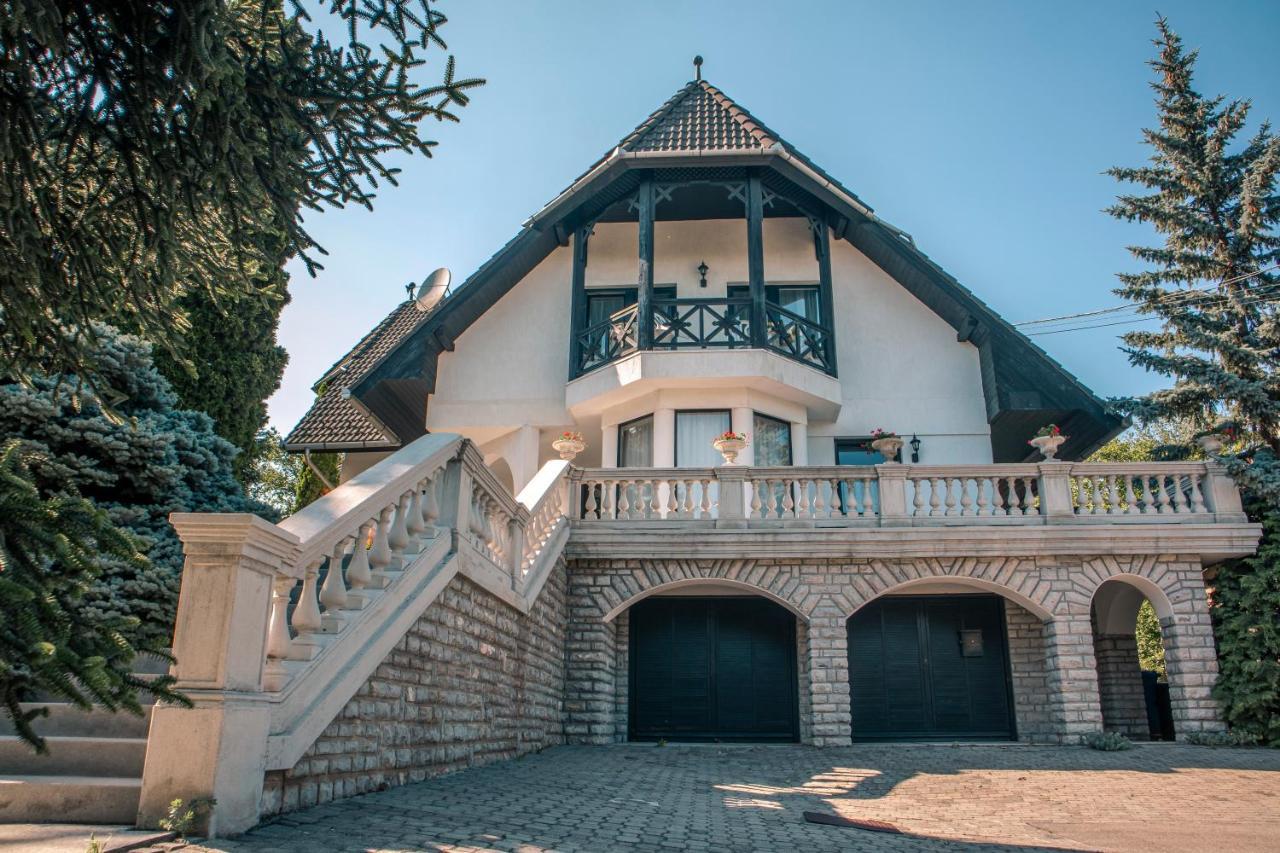 Villa Viktoria Балатонфюред Экстерьер фото